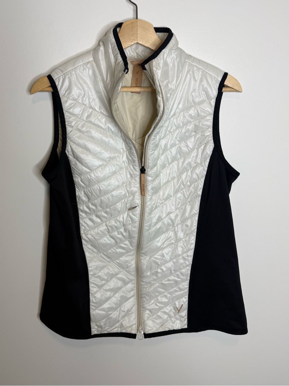 Indyeva garma II Women’s White insulated Vest with Black Contrast Panels large